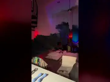 Chaturbate Watch Live Sex Cams of clairethompson01