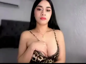 Chaturbate Live Sex of expensivets_chloe