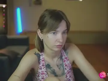 Chaturbate Free Porn Cam of mel_collins