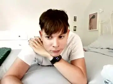 Chaturbate Sex Cam of michaeltwinkboy