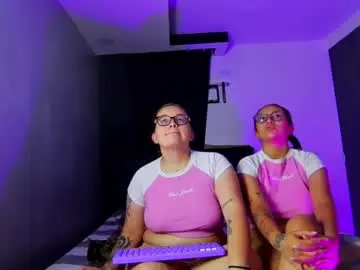 Chaturbate Adult Video Chat of annie_and_raveenn