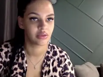 Chaturbate Free Porn Cam of ariana_bliss