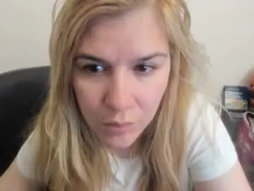 Chaturbate Live Porn of artsyandcraftsy_