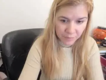 Chaturbate Private Sex Chat of artsyandcraftsy_