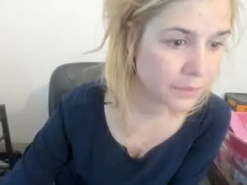 Chaturbate Adult Webcams of artsyandcraftsy_