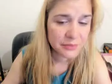 Chaturbate Best live sex cam show of artsyandcraftsy_