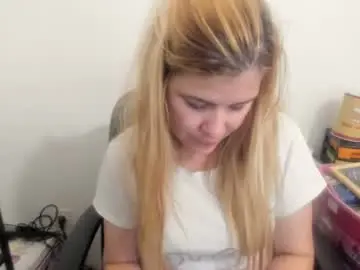 Chaturbate Free Live Porn of artsyandcraftsy_