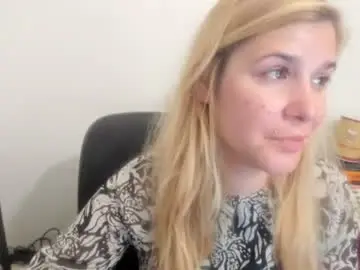 Chaturbate Best live sex cam show of artsyandcraftsy_