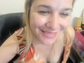 Chaturbate Live Porn of artsyandcraftsy_