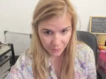 Chaturbate Adult Webcam of artsyandcraftsy_