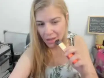 Chaturbate Best Webcam of artsyandcraftsy_