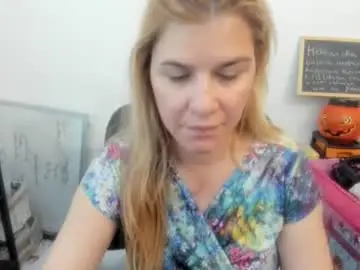 Chaturbate Adult Webcam of artsyandcraftsy_