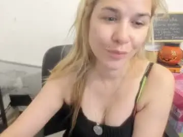 Chaturbate Best Webcam of artsyandcraftsy_