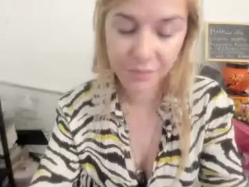 Chaturbate Adult Webcam of artsyandcraftsy_
