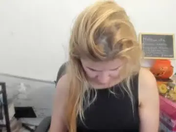 Chaturbate Sex Chat of artsyandcraftsy_