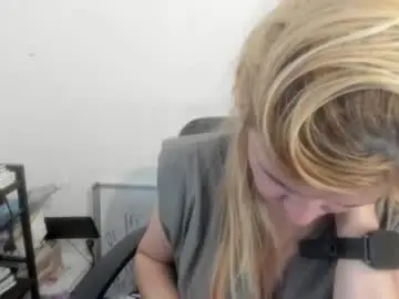 Chaturbate Adult Webcam of artsyandcraftsy_