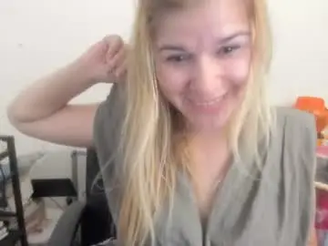 Chaturbate Best Webcam of artsyandcraftsy_