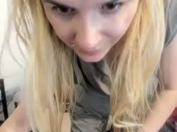Chaturbate Nude Webcam of artsyandcraftsy_