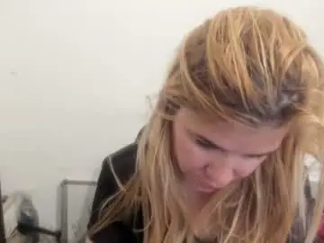 Chaturbate Watch Live Sex Cams of artsyandcraftsy_