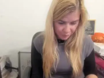 Chaturbate Best Webcam of artsyandcraftsy_