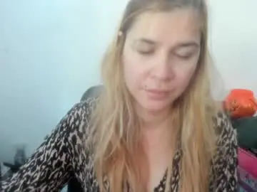 Chaturbate Private Sex Chat of artsyandcraftsy_