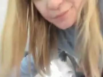 Chaturbate Live Porn of artsyandcraftsy_