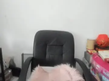 Chaturbate Live Porn of artsyandcraftsy_