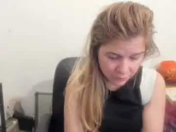Chaturbate Nude Webcam of artsyandcraftsy_