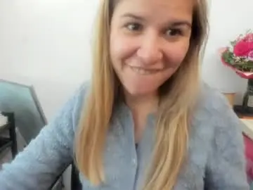 Chaturbate Watch Live Sex Cams of artsyandcraftsy_