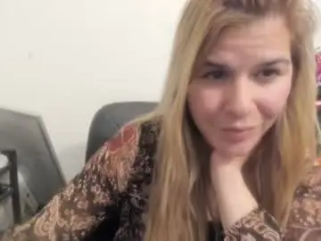 Chaturbate Nude Webcam of artsyandcraftsy_