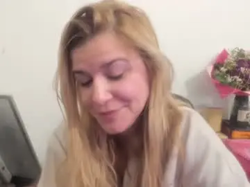 Chaturbate Private Sex Chat of artsyandcraftsy_