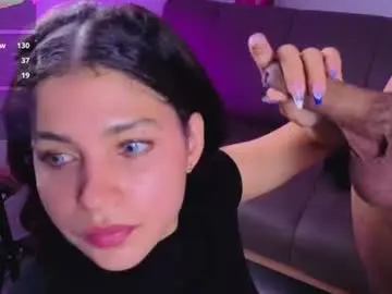 Chaturbate Live Sex Cam of elian1641
