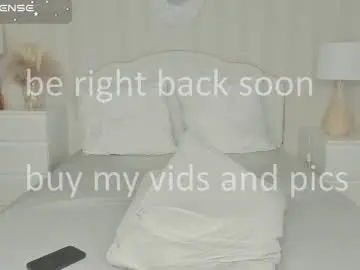 Chaturbate Live Sex Cam of idealovnet