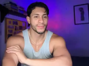 Chaturbate Watch Live Sex Cams of larry_jones
