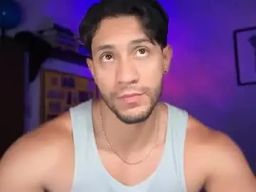 Chaturbate Free Porn Cam of larry_jones