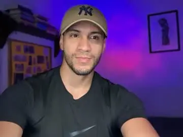 Chaturbate Live Sex of larry_jones