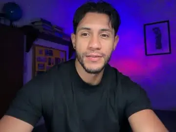 Chaturbate Best live sex cam show of larry_jones