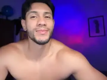 Chaturbate Live Sex Cam of larry_jones