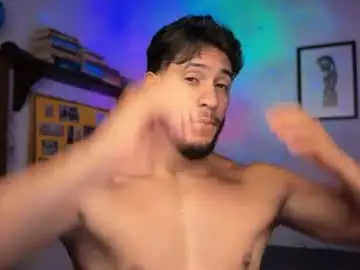Chaturbate Live Sex Cam of larry_jones