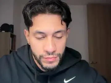 Chaturbate Live Sex of larry_jones