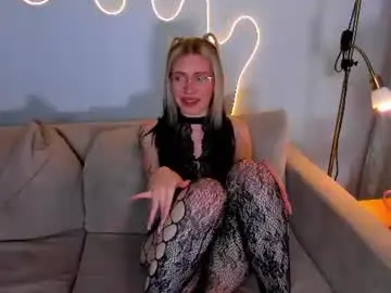 Chaturbate Live Sex Cam of stacyjonesss