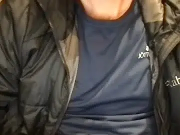Chaturbate Live Sex Cam of wangotaj