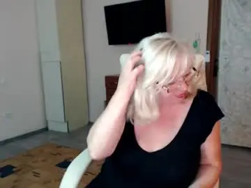 Chaturbate Free Live Porn of evelynloveshy