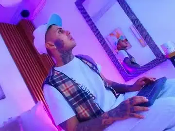 Chaturbate Live Sex Cam of kael_calle