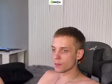 Chaturbate Live Sex Cam of sky_hunter