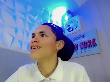 Chaturbate Adult Webcam of sombra_18