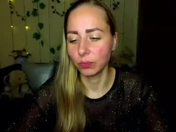 Chaturbate Sex Cam of alicewonderkiss