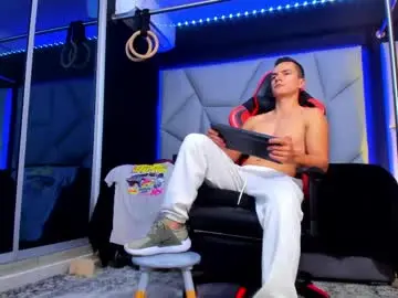Chaturbate Live Porn of aydenmillerdom