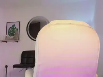 Chaturbate Live Sex Cam of carolyne_sweet