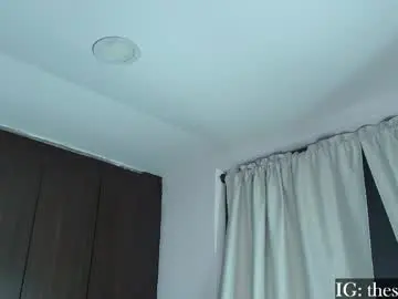 Chaturbate Watch Live Sex Cams of nikolaylisin